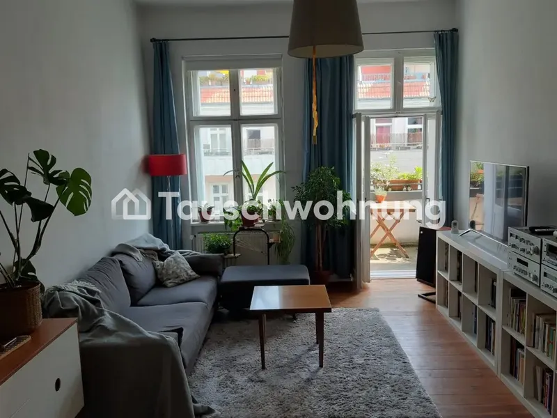 Tauschwohnung: Helle 2-Raumwohnung mit Balkon im Vorderhaus in Alt-Treptow — photo 1